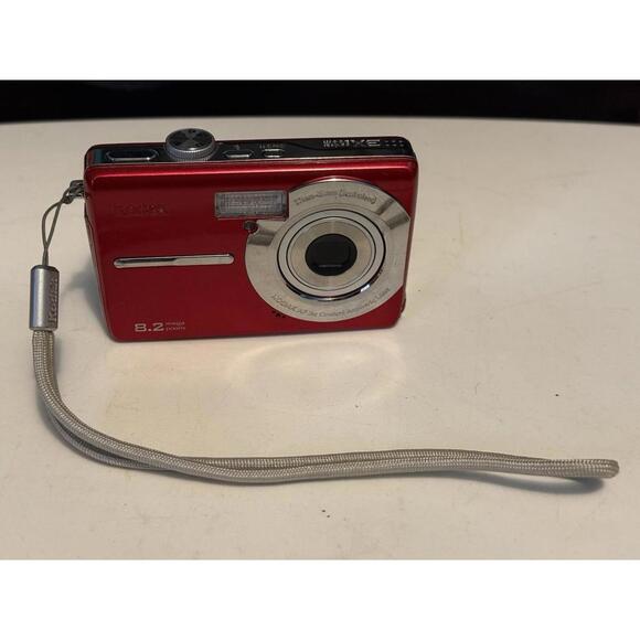 Kodak EasyShare M853 8.2MP Digital Camera - Red Tested Works No Charger